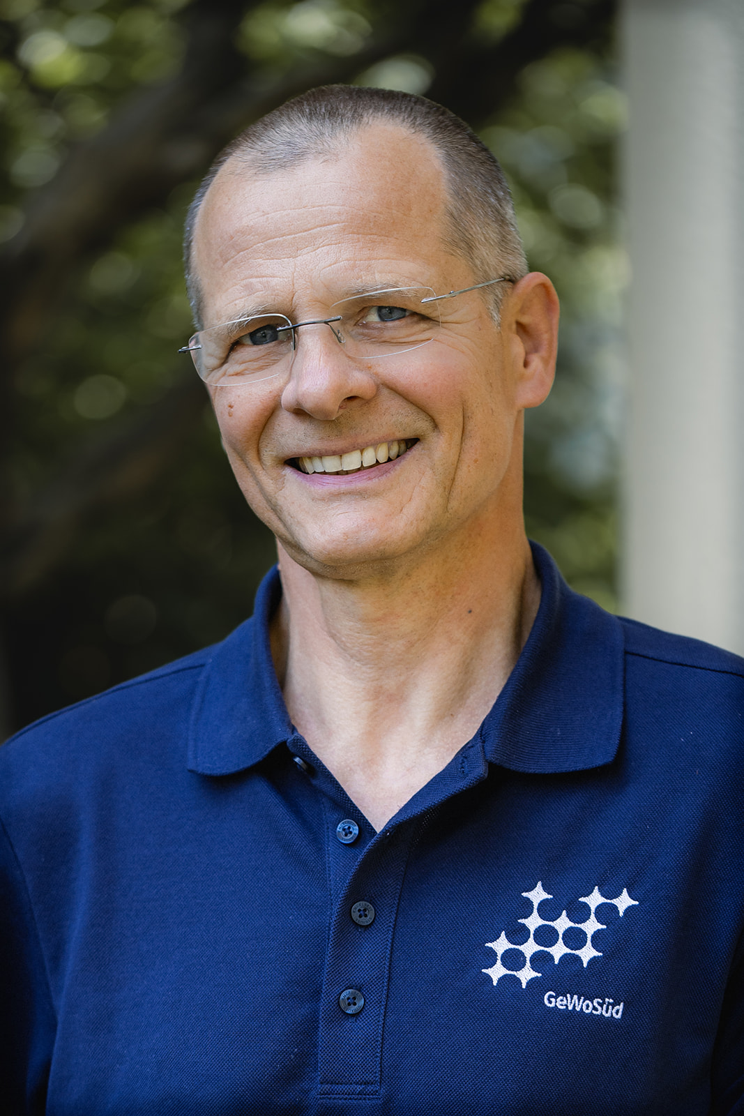 Porträtfoto Stefan Thaufelder