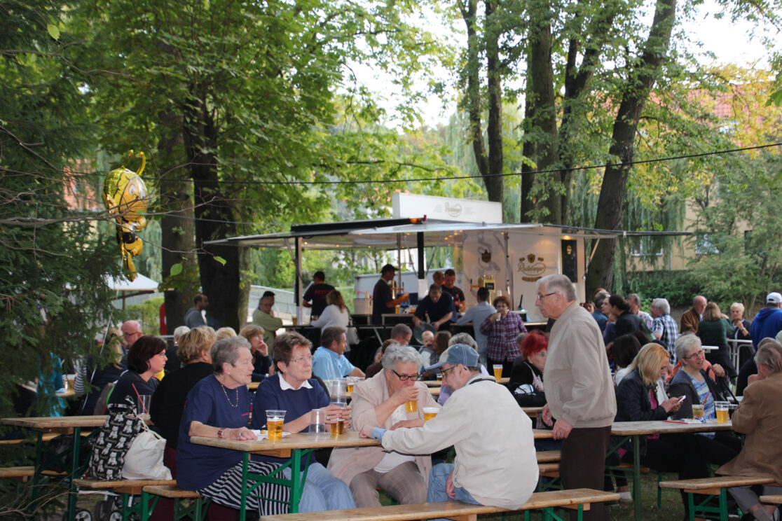 Stele 5 - Weiher/Park